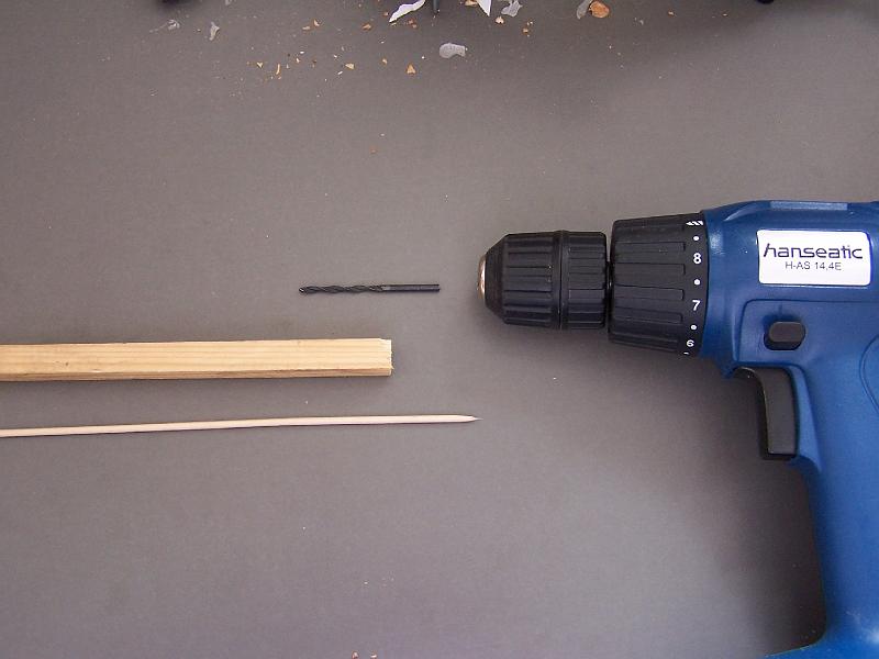 100_1741
